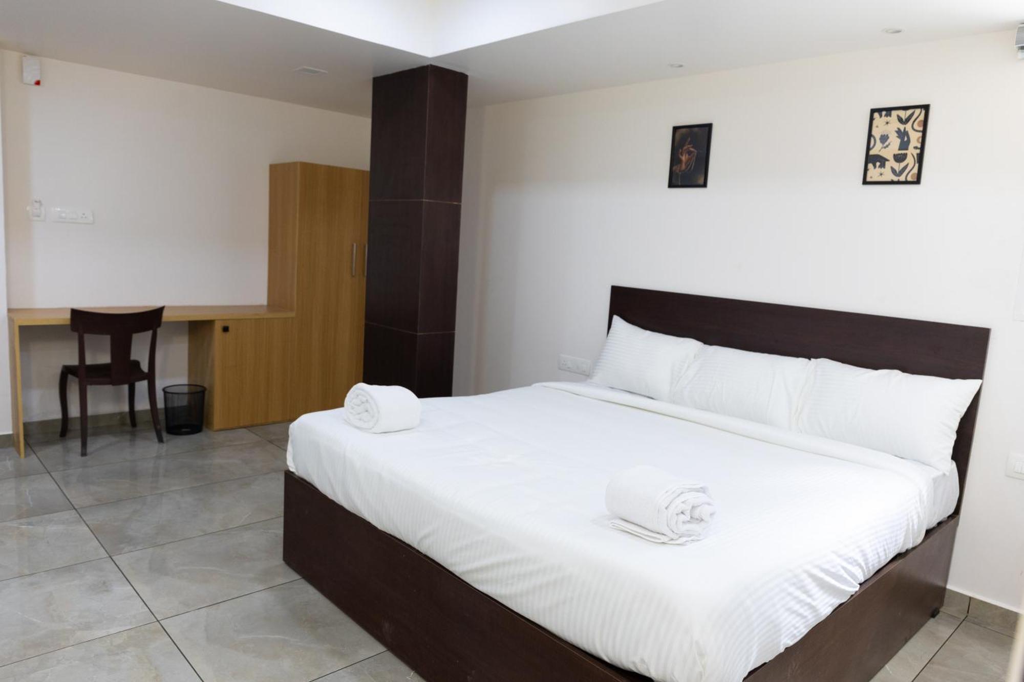 Reach Inn Kochi Exterior photo