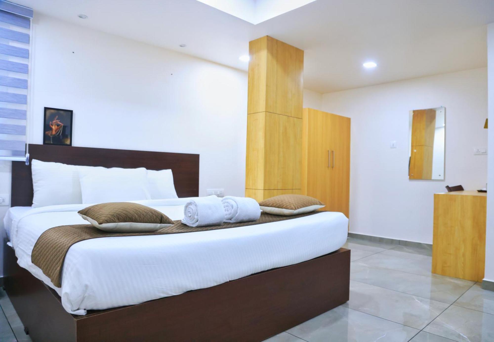Reach Inn Kochi Exterior photo
